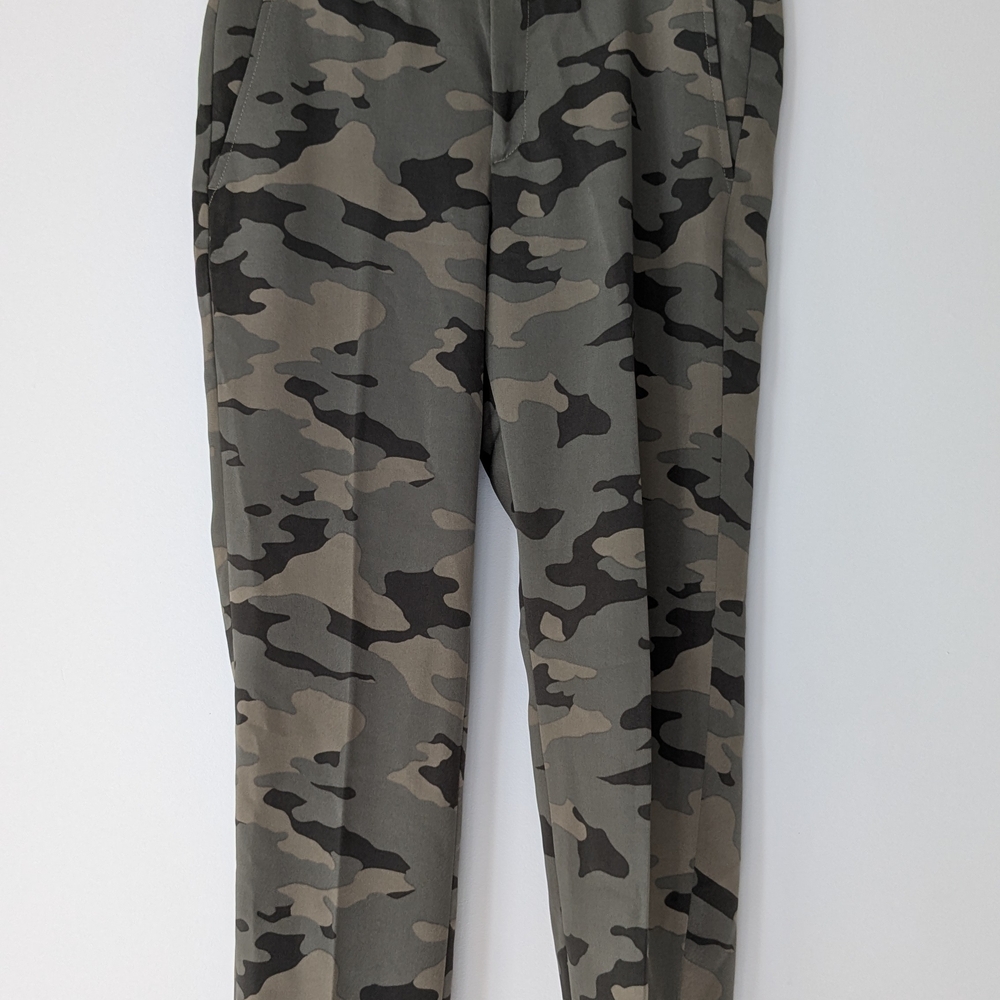 Women's Banana Republic Camouflage Pants Size 8
